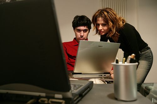 Luca Coscioni e Maria Antonietta al computer